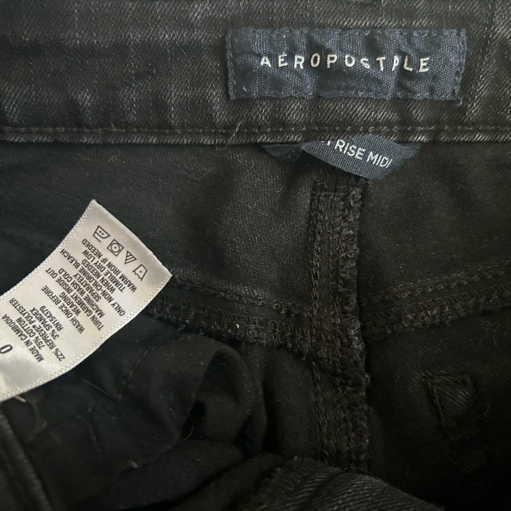 Aeropostale Distressed Women's Shorts SZ 0 - Picture 2 of 3